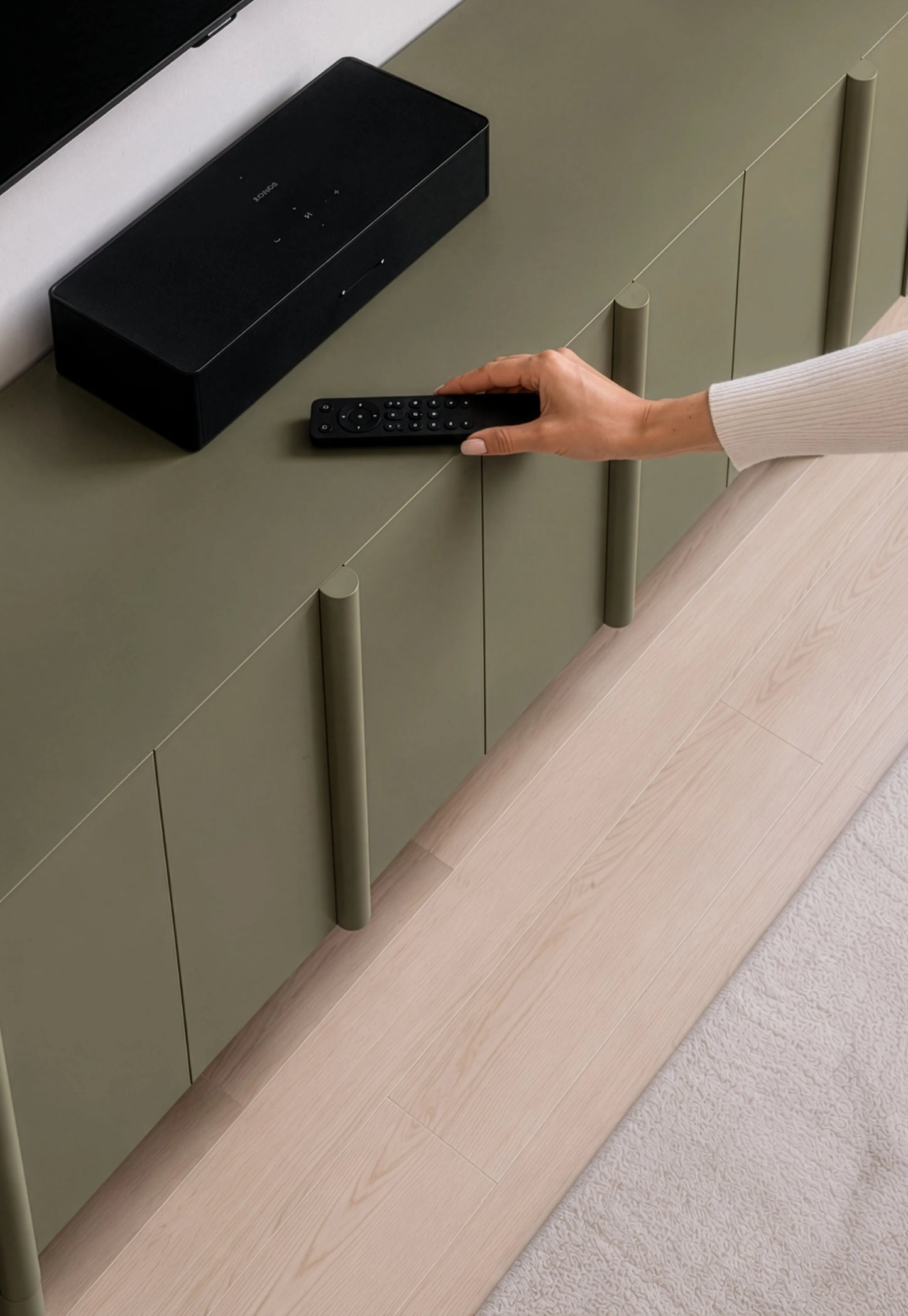 Reed TV Unit